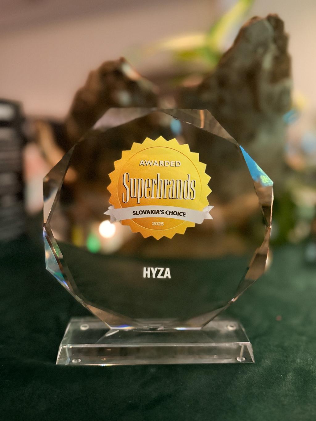 HYZA ocenění Superbrands 2025